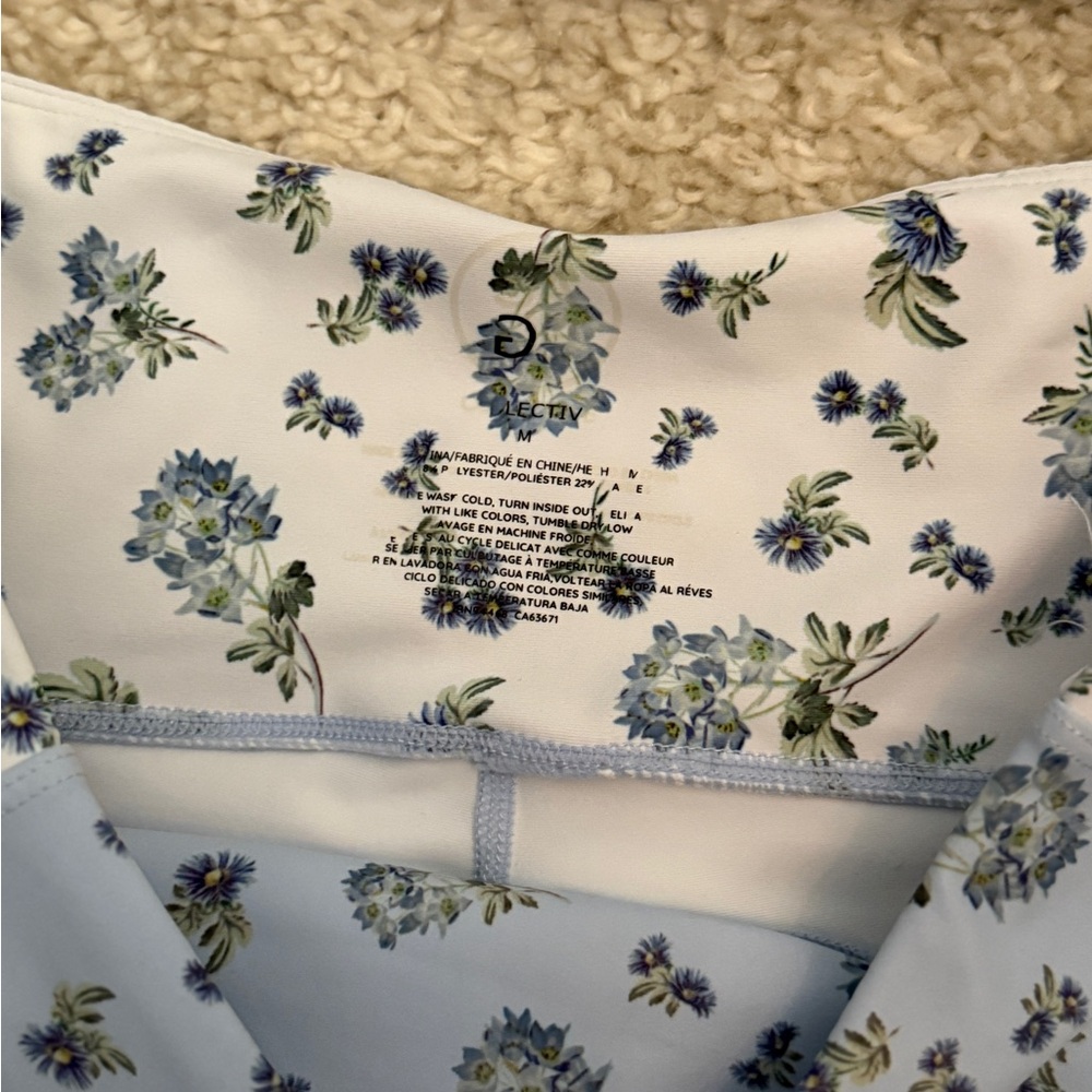 Floral Blue Workout Set - Picture 2 of 3